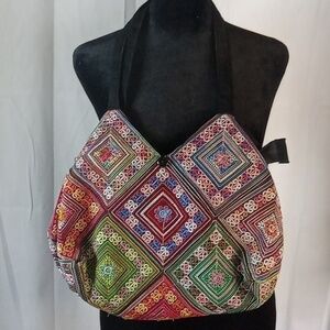 Embroidered Hippie colorful shoulderbag